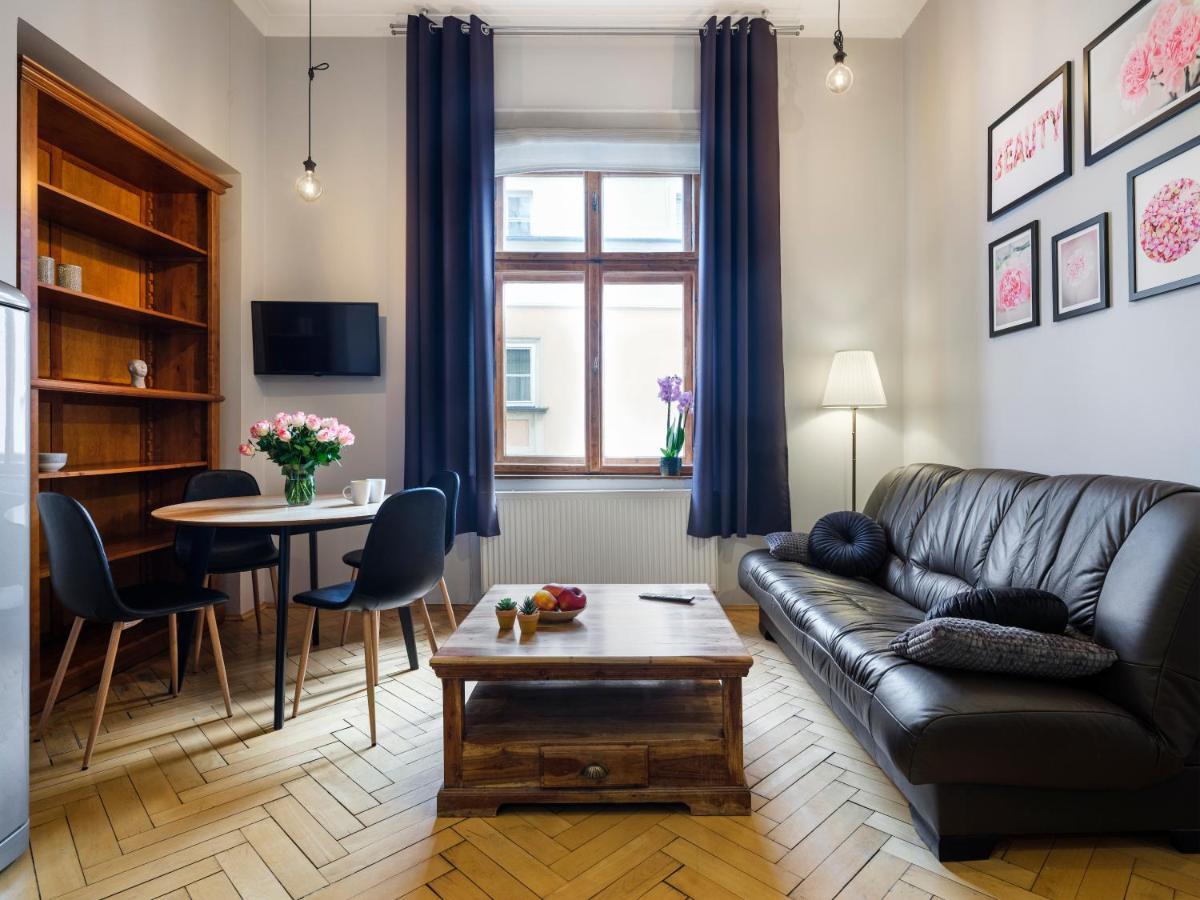 Cracwow Market Squere Apartment Kraków Exteriör bild